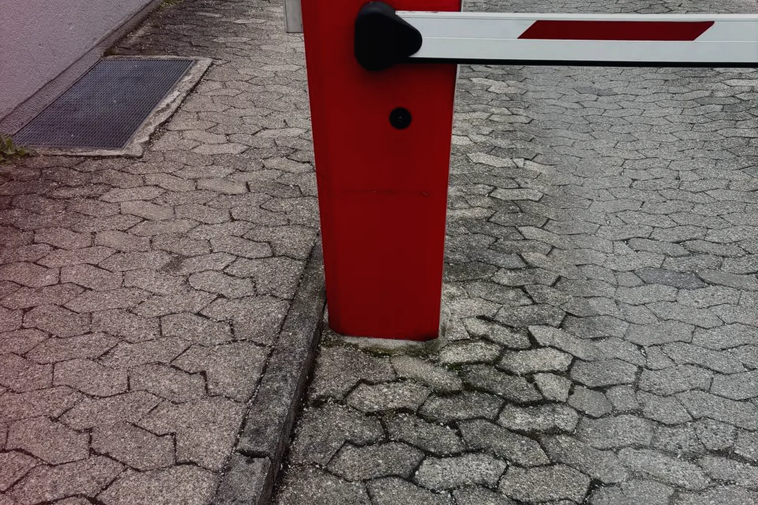 Schrankenanlage an einer sensiblen Zufahrt