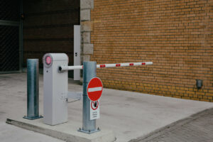 Parc-PA-application-closed-barrier-Marantec